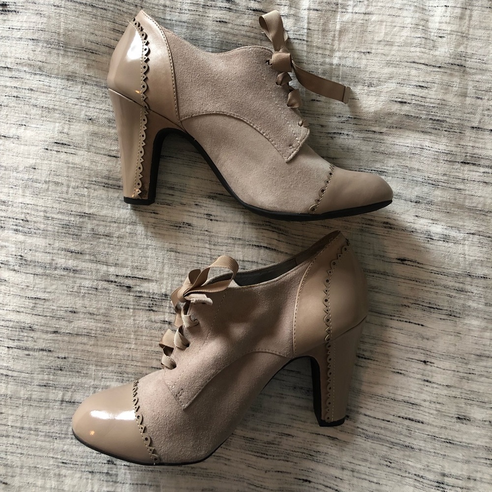 Gianni Bini Lace Up Heels, 8.5